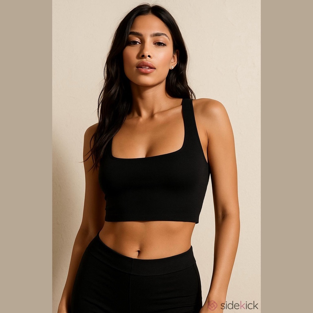 The Drop Black Bra crop top with Square Neckline and Thick Straps
